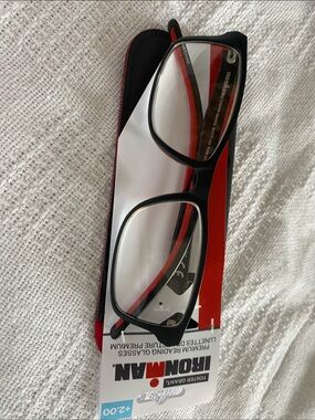 Iron Man Black and Red Men’s Reading Glasses +2.00